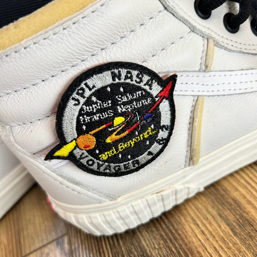 Vans NASA Sneakers High Top SK8-Hi 46 MTE DX Space Voyager White 10.5 - Picture 9 of 16